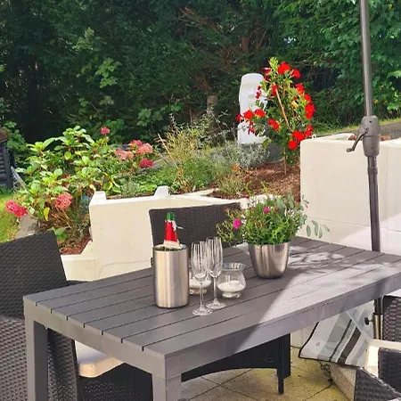 Elegante Kleine Ferienwohnung Kieler Kamp In Fuer Zwei Gaeste * Plön