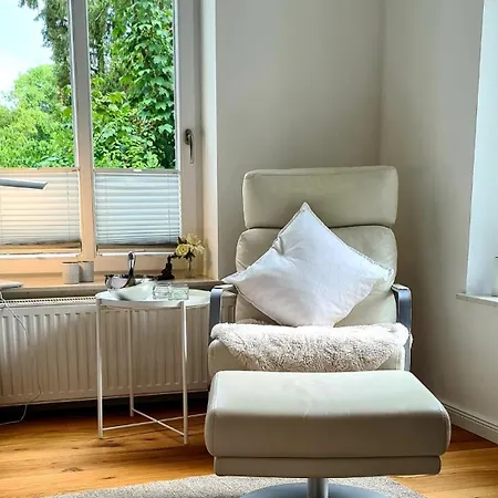 Elegante Kleine Ferienwohnung Kieler Kamp In Fuer Zwei Gaeste Plön