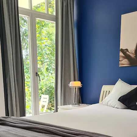 Elegante Kleine Ferienwohnung Kieler Kamp In Fuer Zwei Gaeste Lejlighed